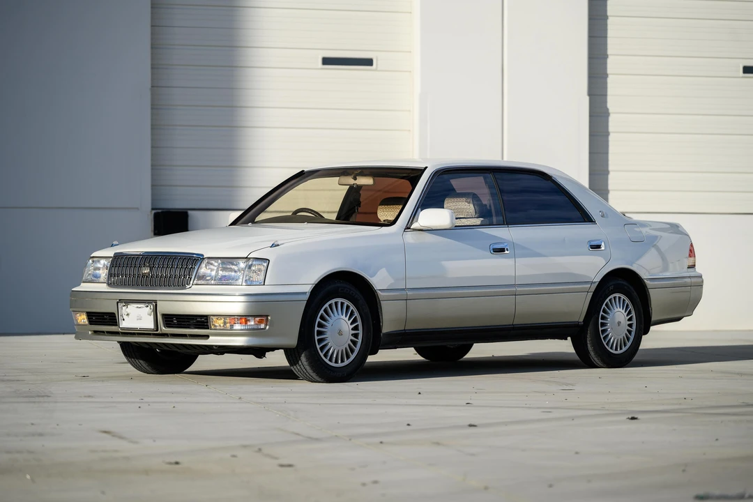 1998 Toyota Crown 10th Gen - Image 14 of 31