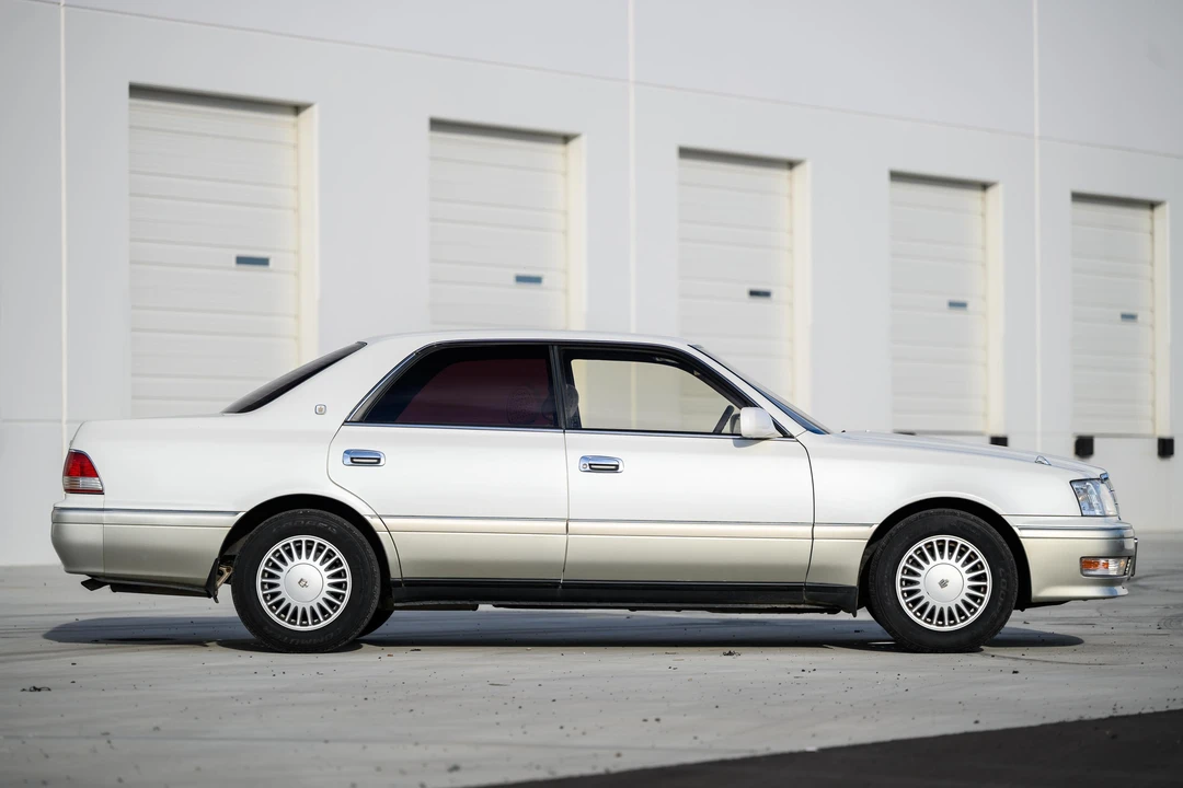 1998 Toyota Crown 10th Gen - Image 28 of 31
