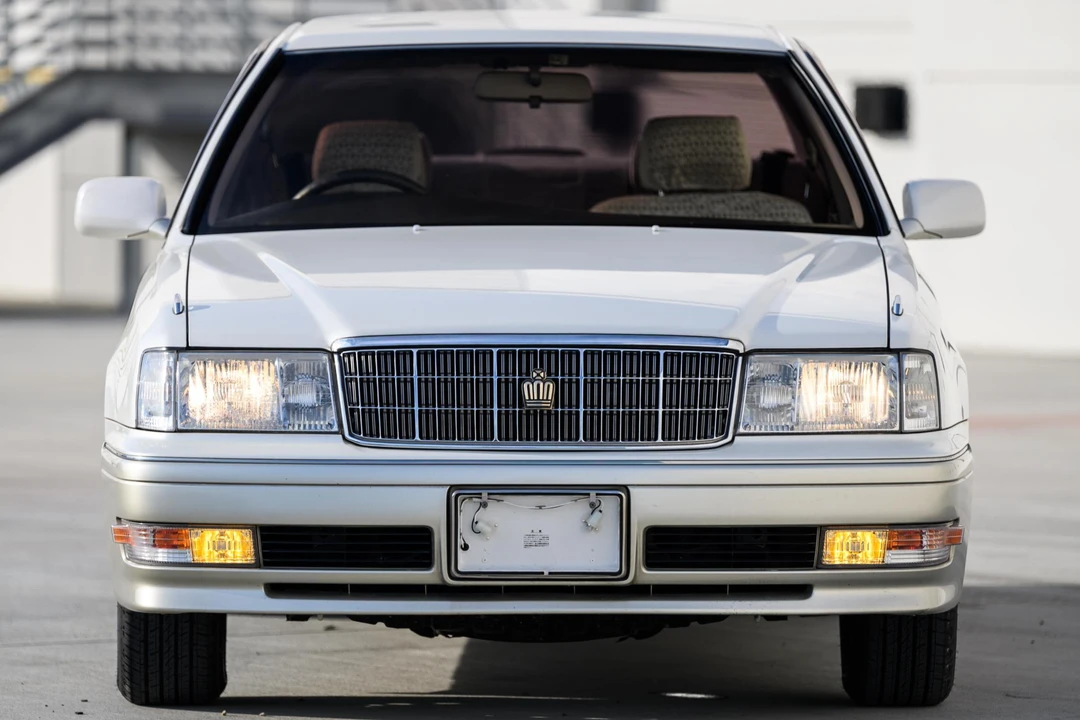 1998 Toyota Crown 10th Gen - Image 2 of 31