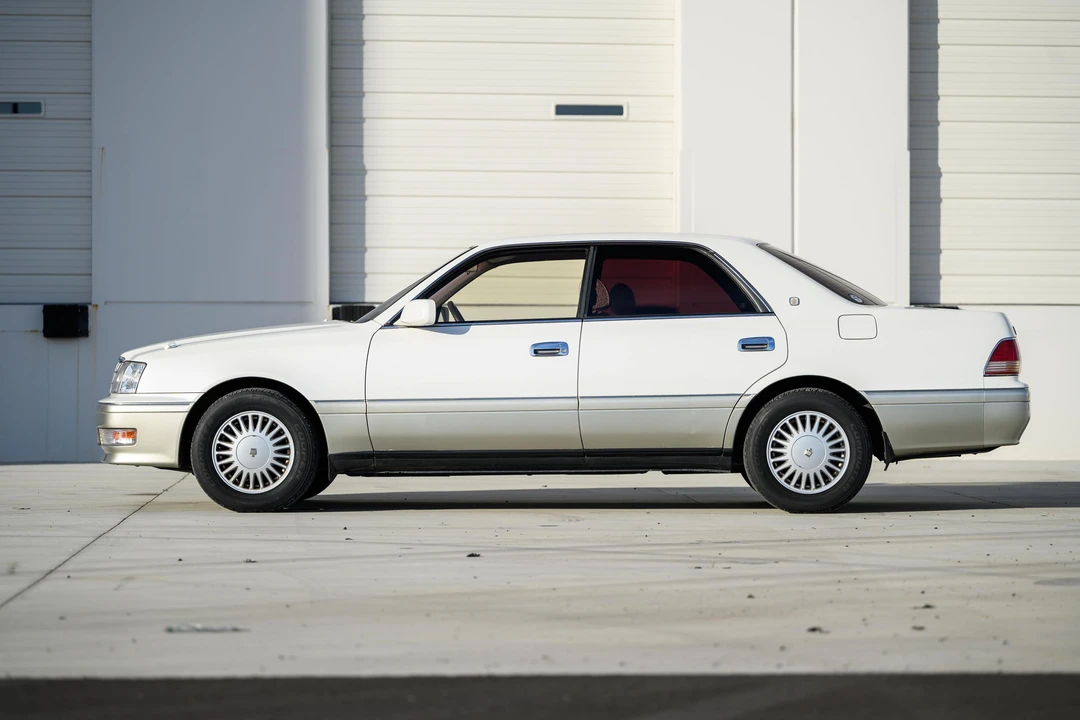 1998 Toyota Crown 10th Gen - Image 15 of 31