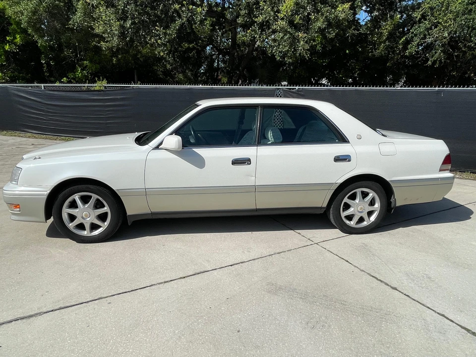 1998 Toyota Crown 10th Gen - Image 8 of 31