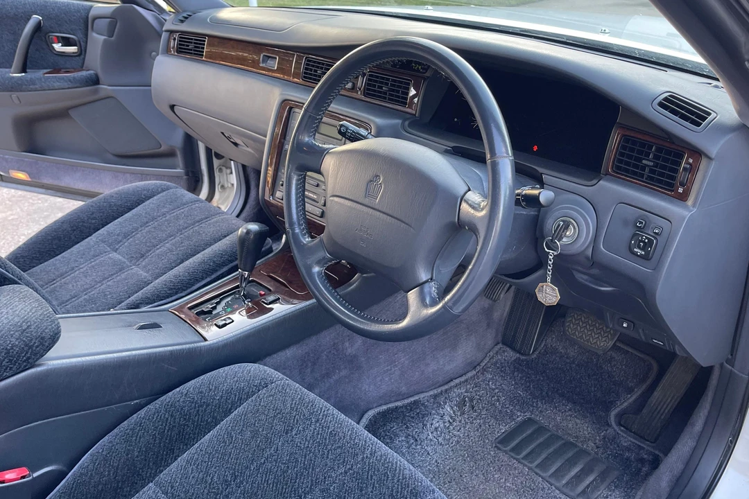1998 Toyota Crown 10th Gen - Image 27 of 31