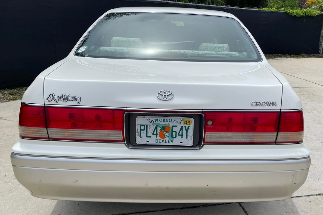 1998 Toyota Crown 10th Gen - Image 5 of 31