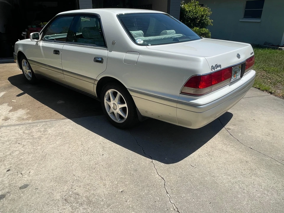 1998 Toyota Crown 10th Gen - Image 11 of 31