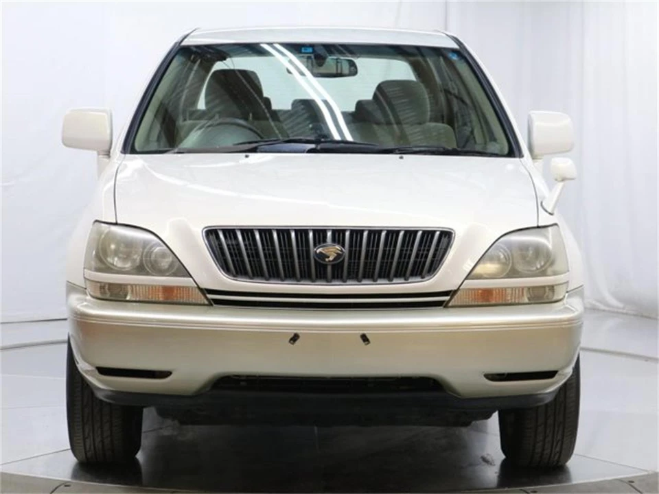 1998 Toyota - Image 3 of 31