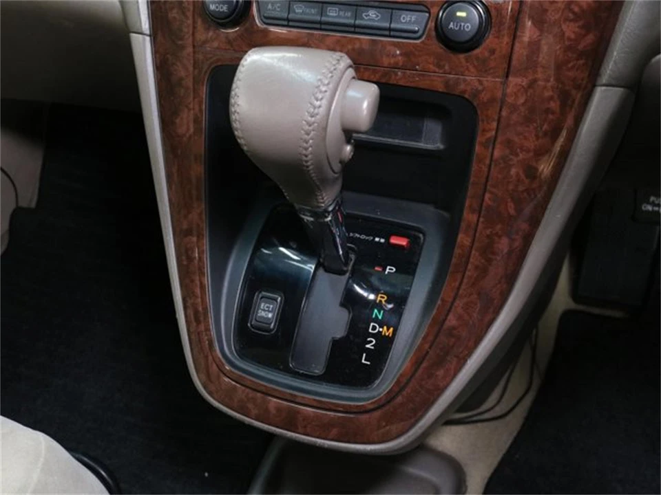 1998 Toyota - Image 14 of 31