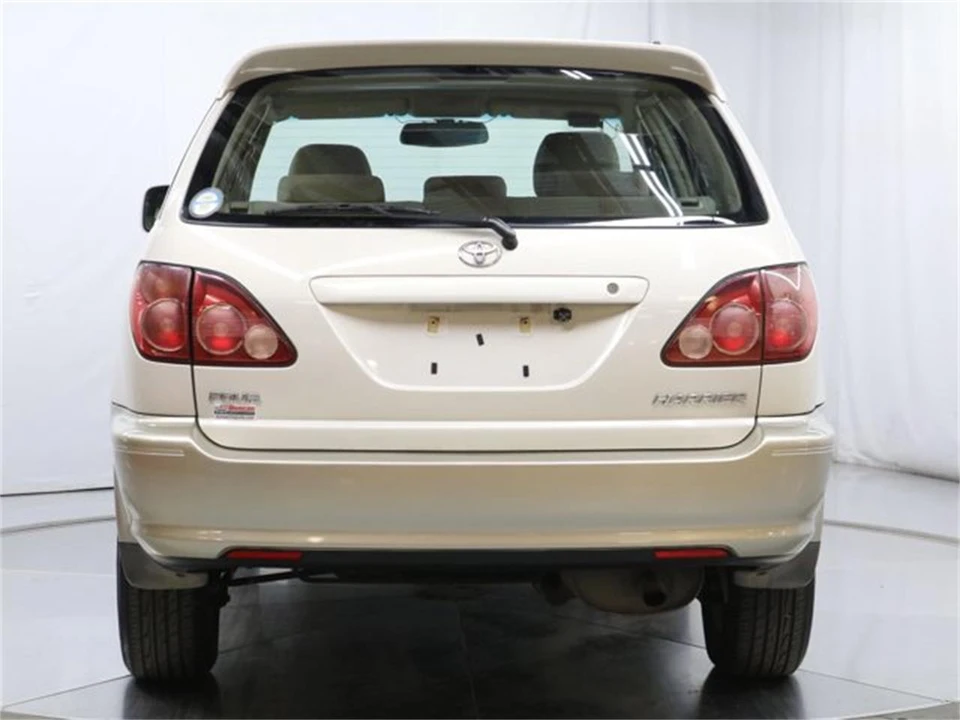 1998 Toyota - Image 6 of 31
