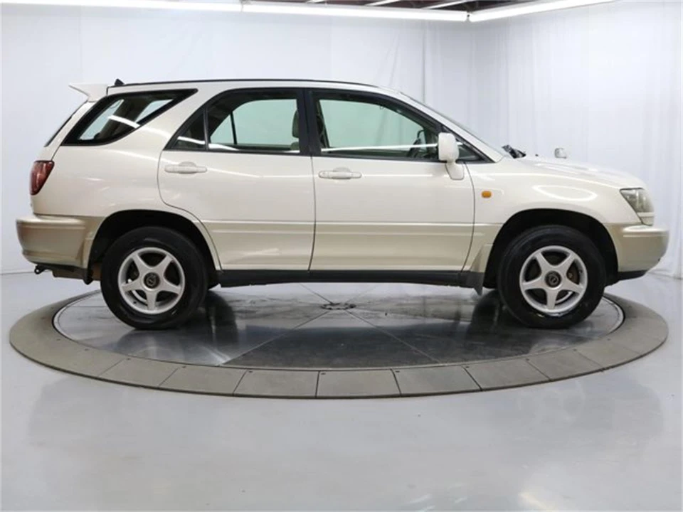 1998 Toyota - Image 8 of 31