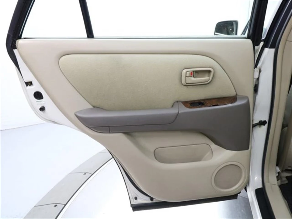 1998 Toyota - Image 20 of 31