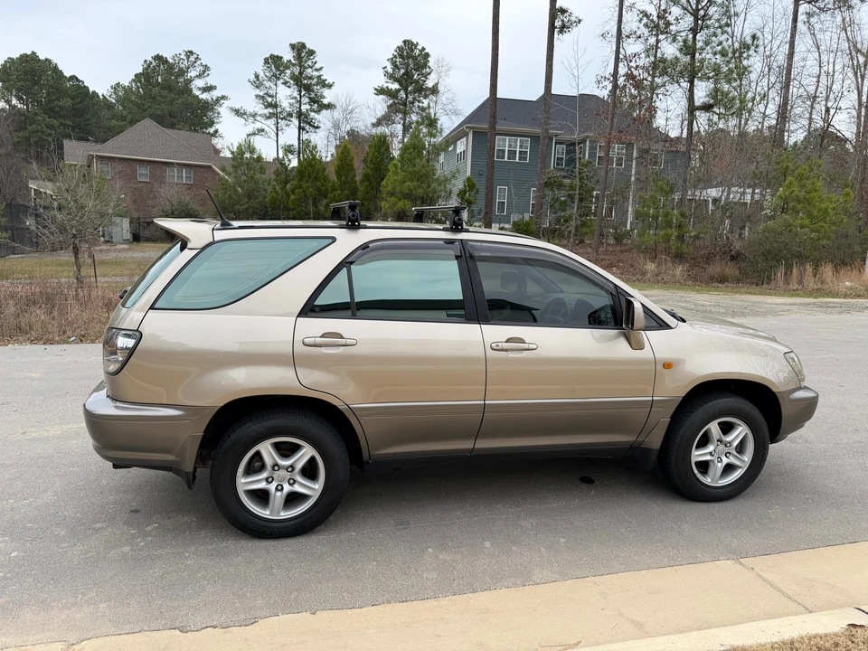1998 Toyota - Image 24 of 31