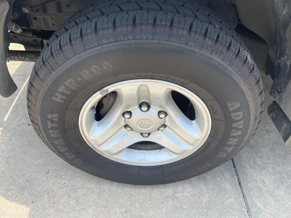1998 Toyota Hilux 6th Gen - Image 18 of 31