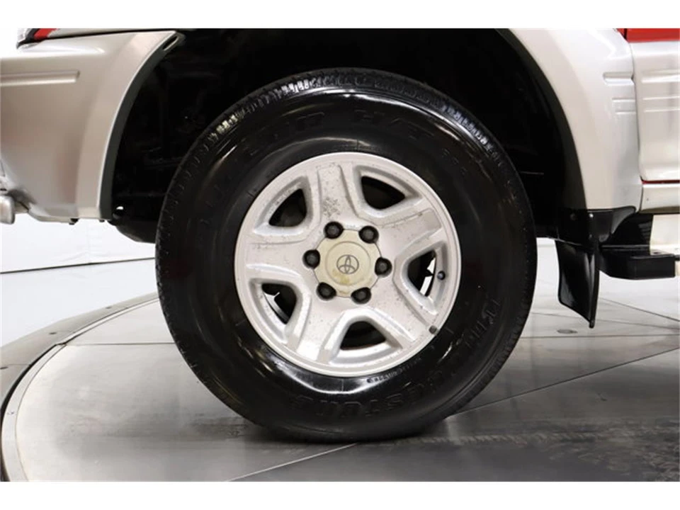 1998 Toyota J100 Land Cruiser - Image 29 of 31