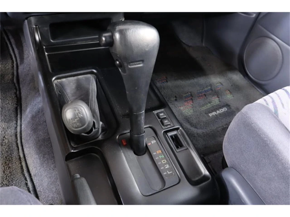 1998 Toyota J100 Land Cruiser - Image 14 of 31