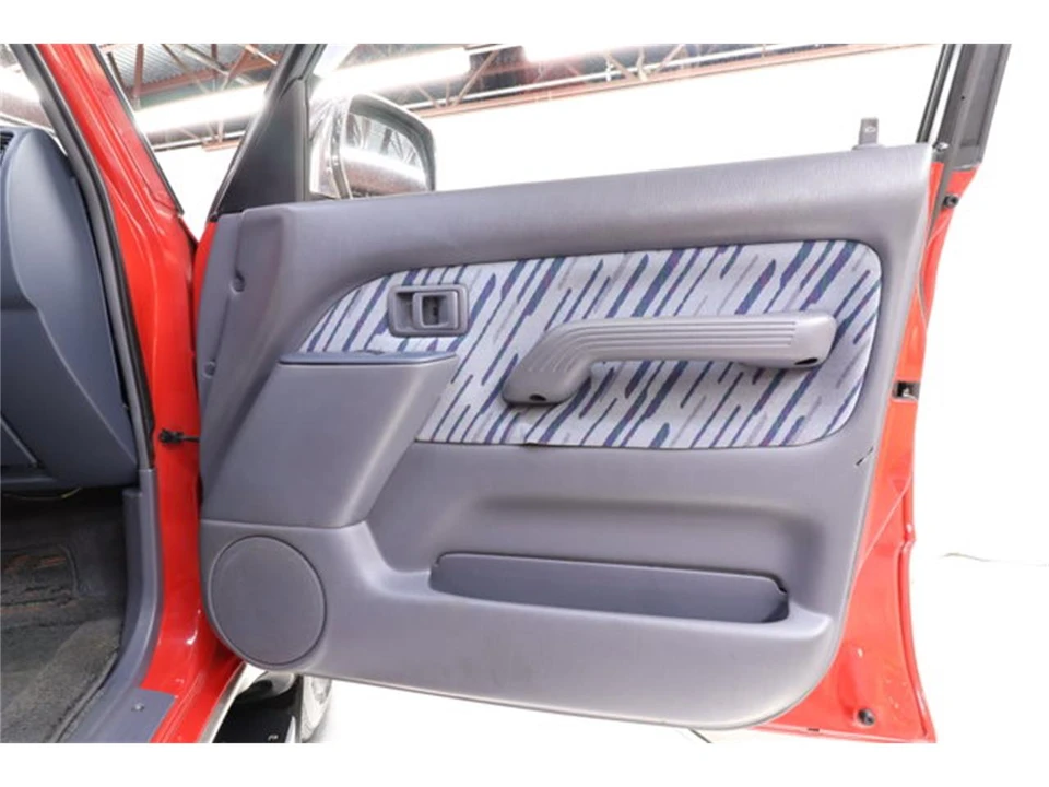 1998 Toyota J100 Land Cruiser - Image 22 of 31