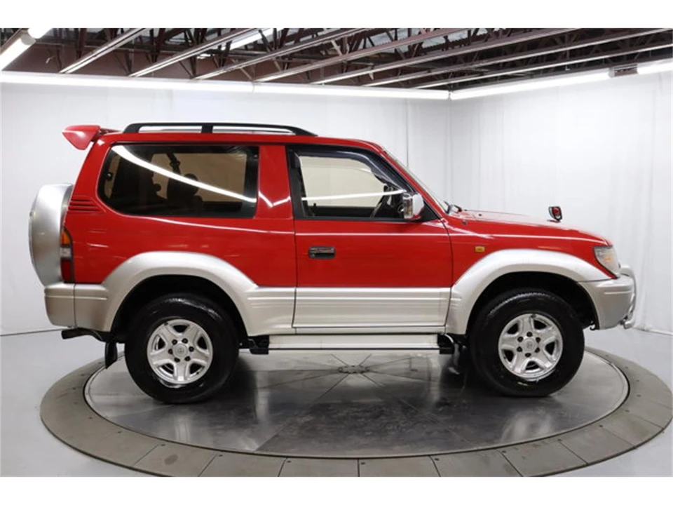 1998 Toyota J100 Land Cruiser - Image 8 of 31