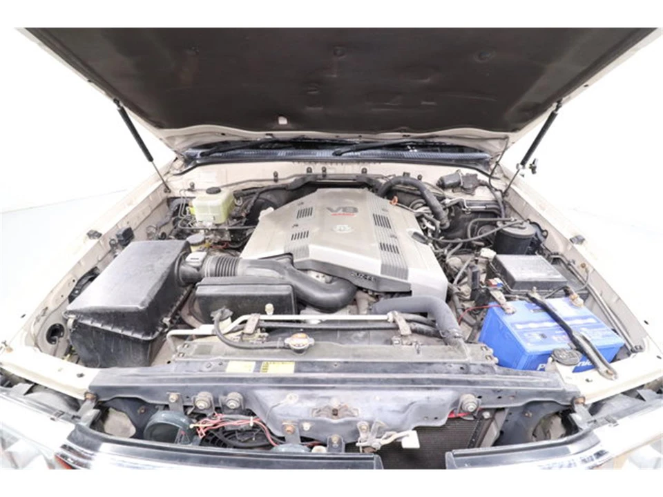 1998 Toyota J100 Land Cruiser - Image 28 of 31