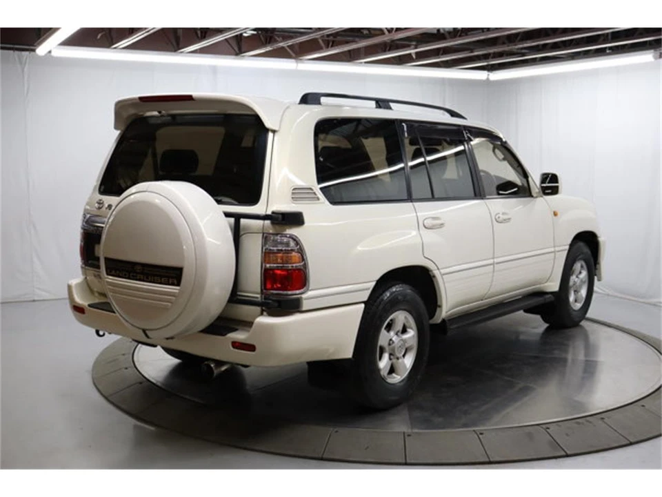 1998 Toyota J100 Land Cruiser - Image 7 of 31