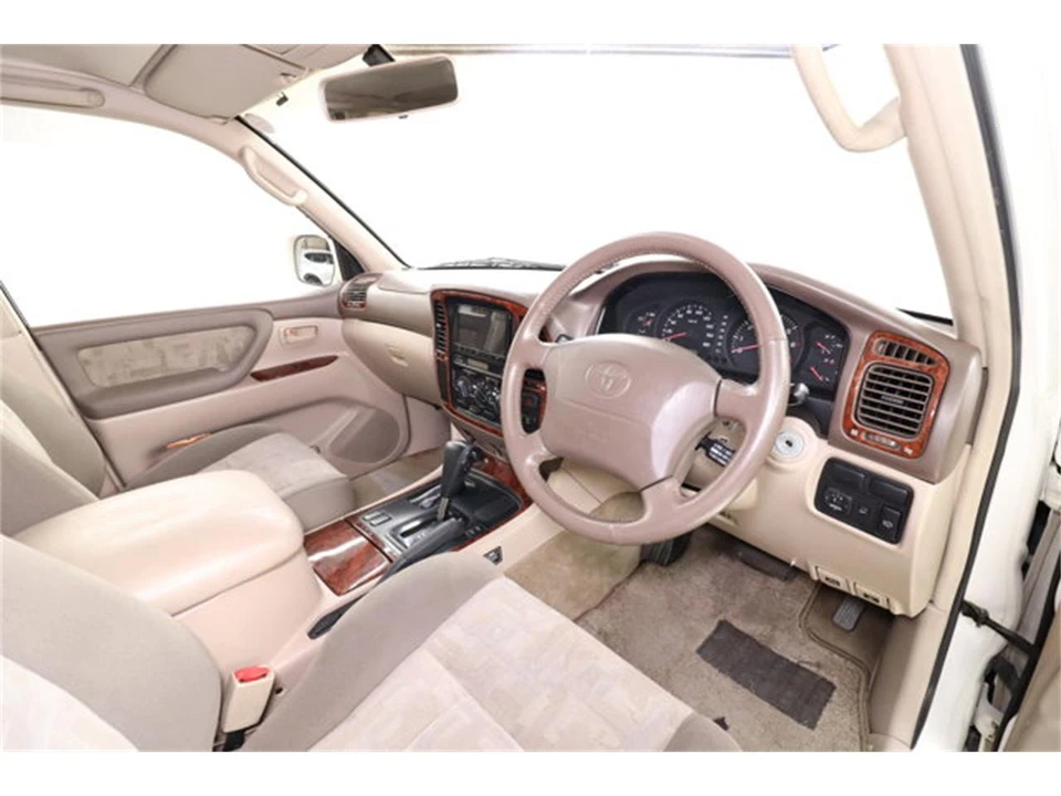 1998 Toyota J100 Land Cruiser - Image 9 of 31