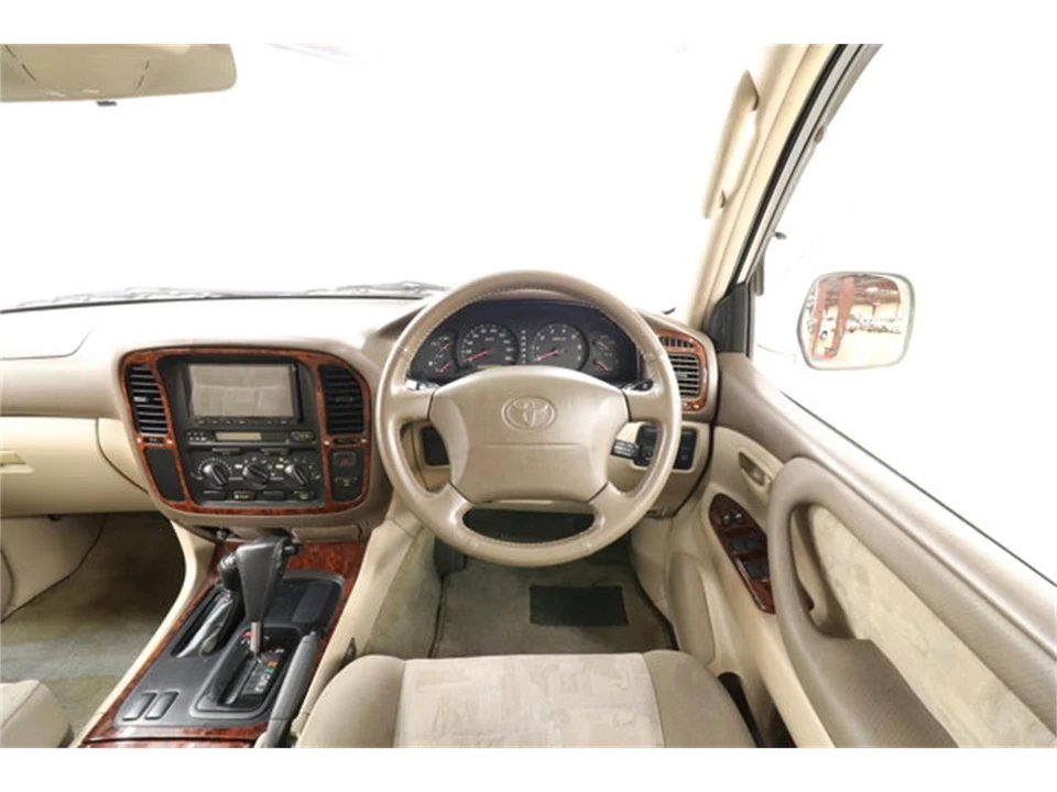 1998 Toyota J100 Land Cruiser - Image 10 of 31
