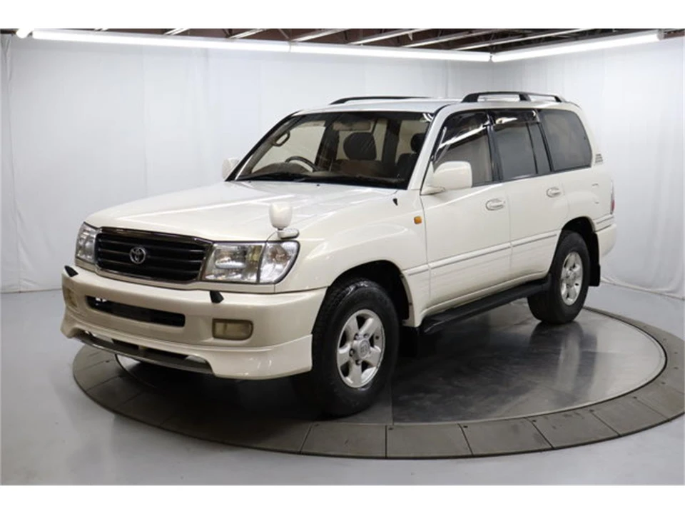 1998 Toyota J100 Land Cruiser - Image 2 of 31