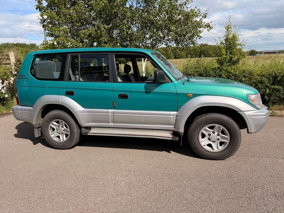 1998 Toyota J90 Land Cruiser Prado - Image 3 of 30