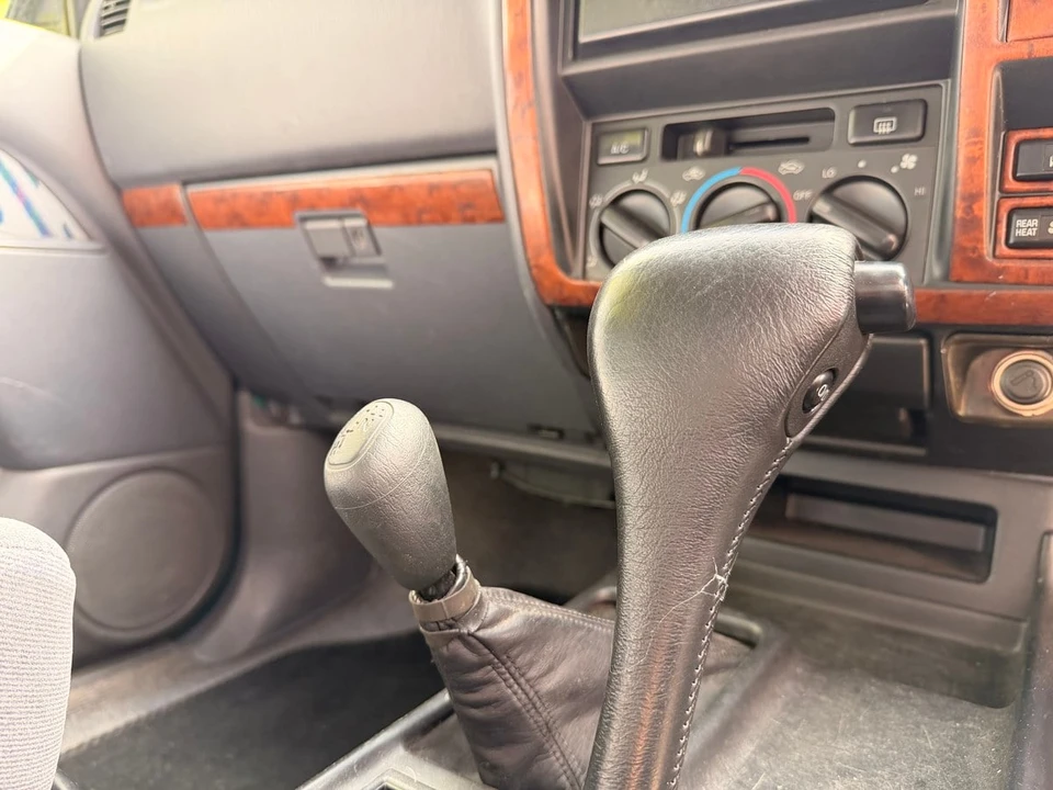 1998 Toyota J90 Land Cruiser Prado - Image 30 of 30