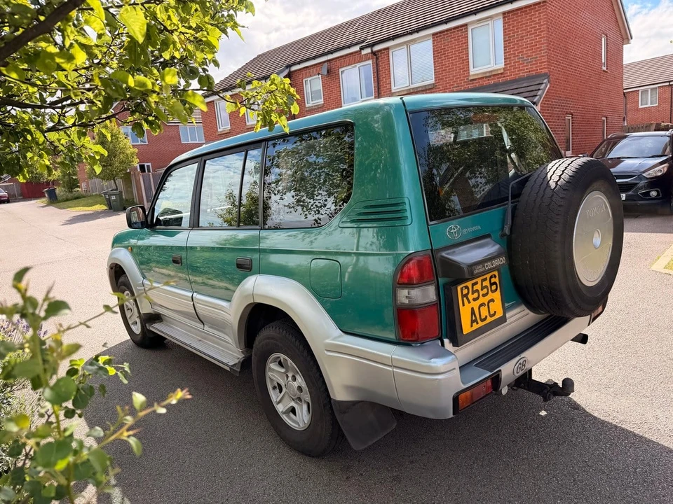 1998 Toyota J90 Land Cruiser Prado - Image 11 of 30