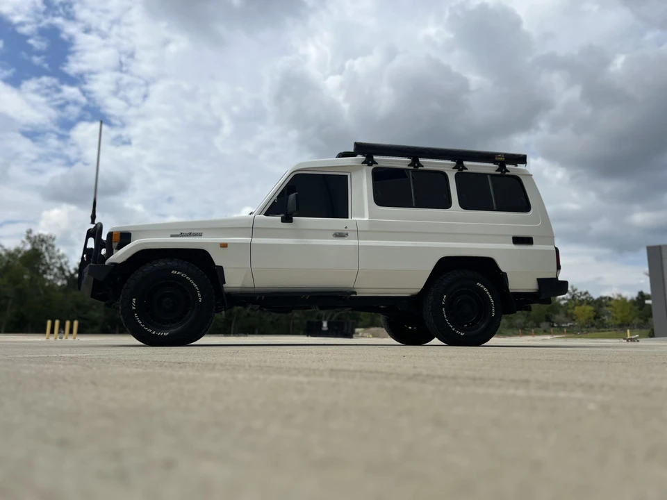 1998 Toyota J70 Land Cruiser - Image 8 of 21