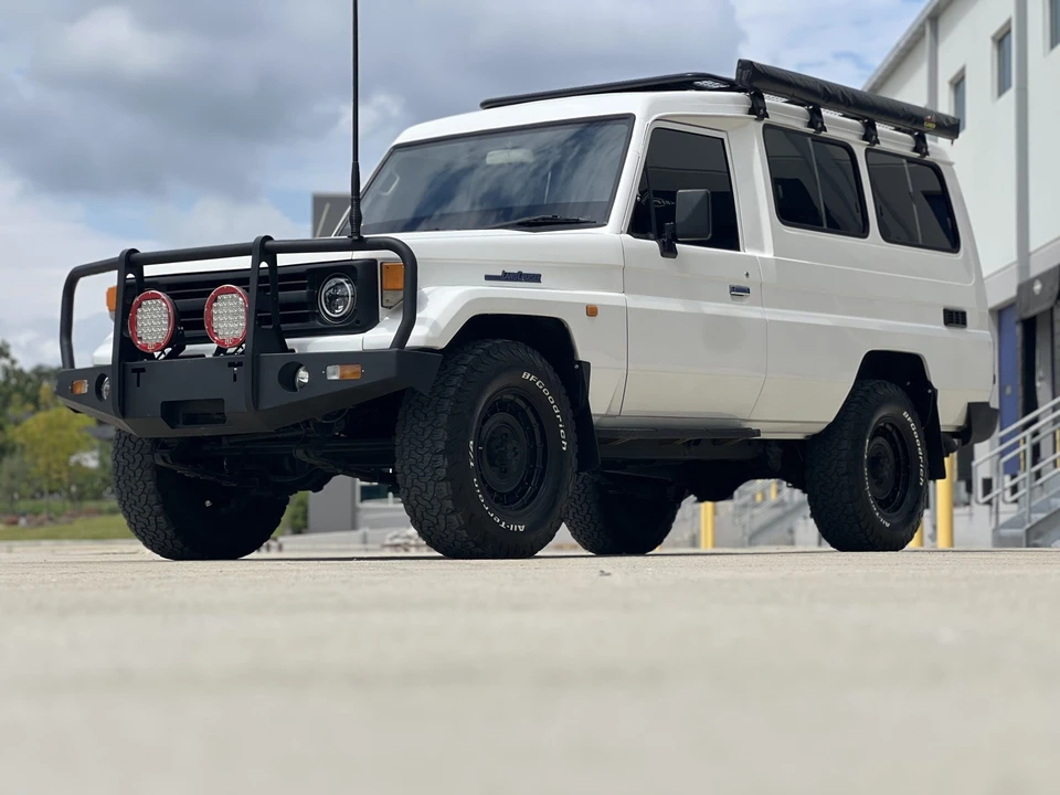 1998 Toyota J70 Land Cruiser - Image 5 of 21