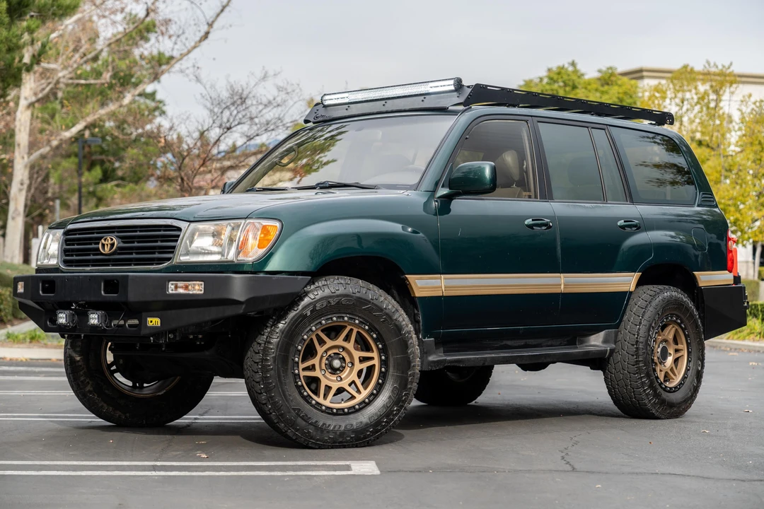 1998 Toyota J100 Land Cruiser - Image 2 of 31
