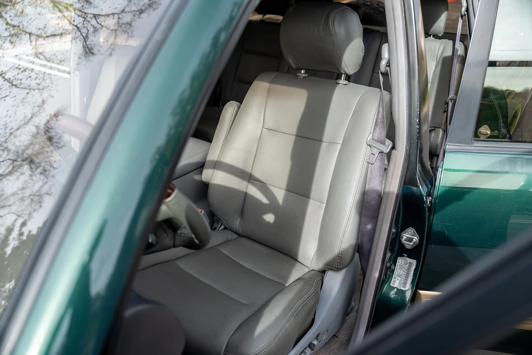 1998 Toyota J100 Land Cruiser - Image 24 of 31