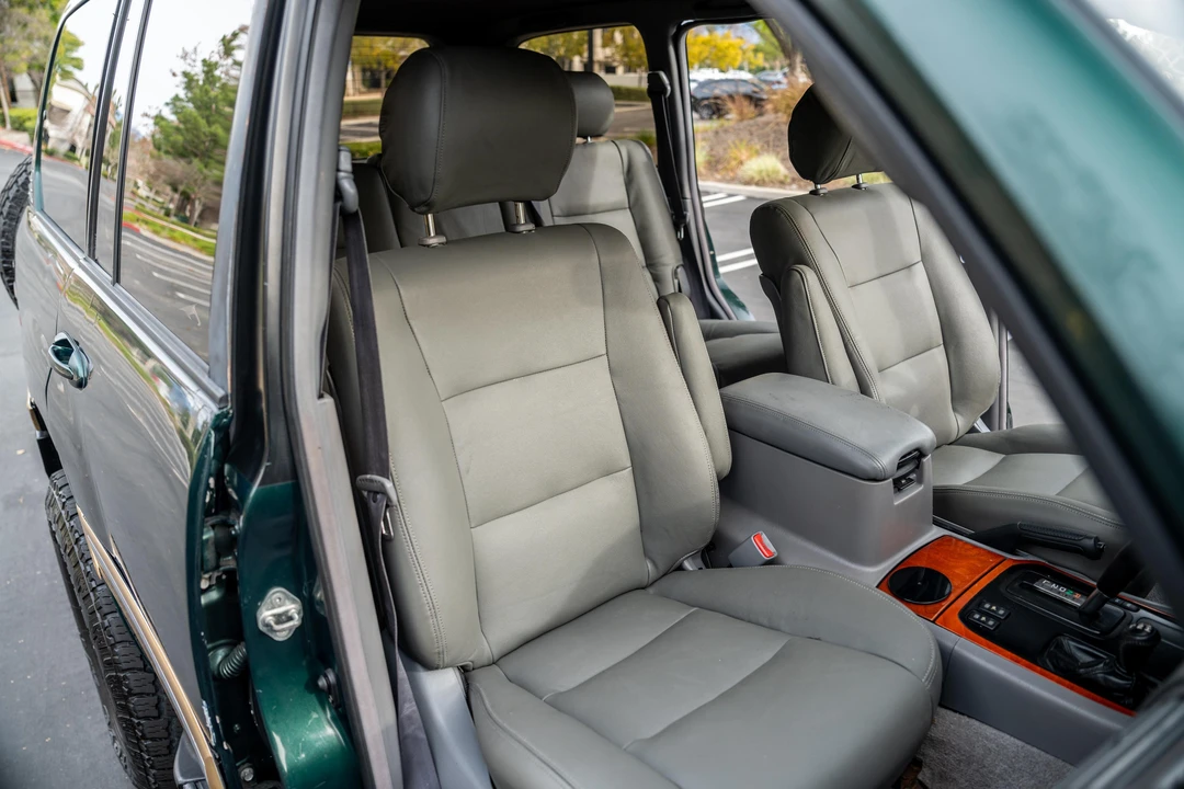 1998 Toyota J100 Land Cruiser - Image 21 of 31