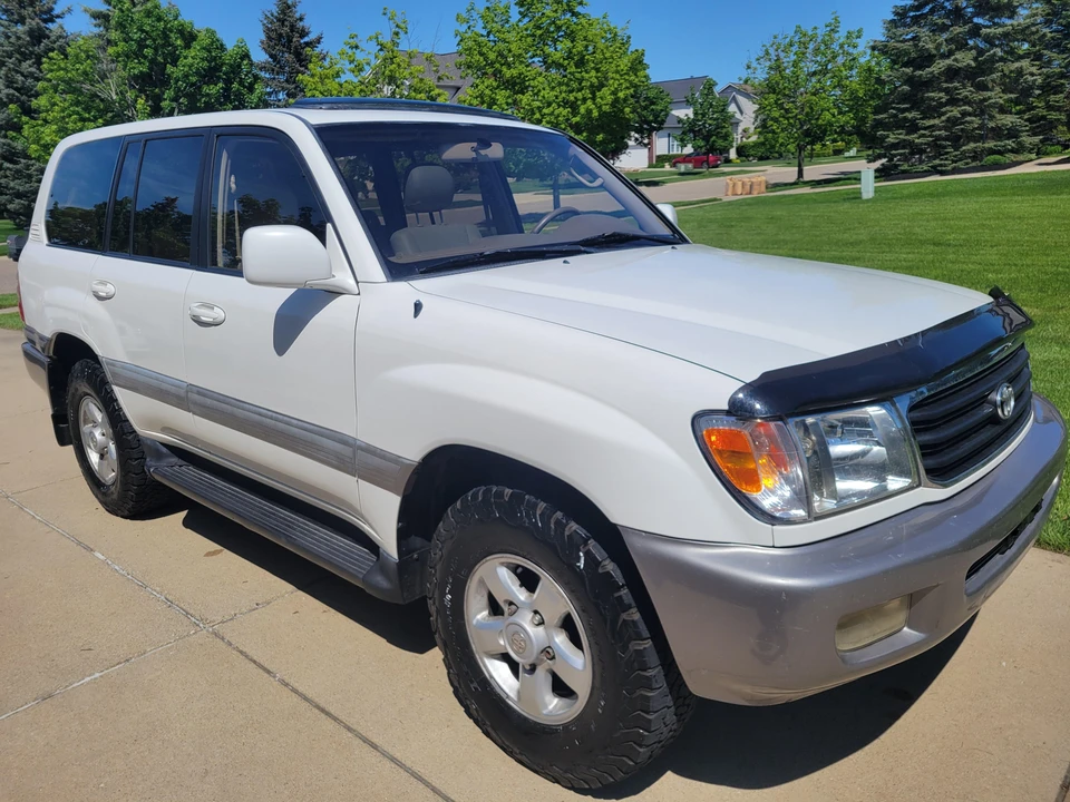 1998 Toyota J100 Land Cruiser - Image 11 of 31