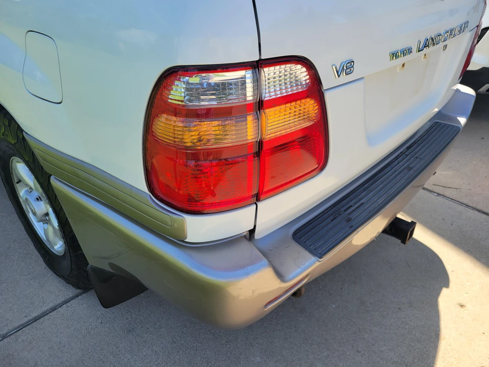 1998 Toyota J100 Land Cruiser - Image 21 of 31