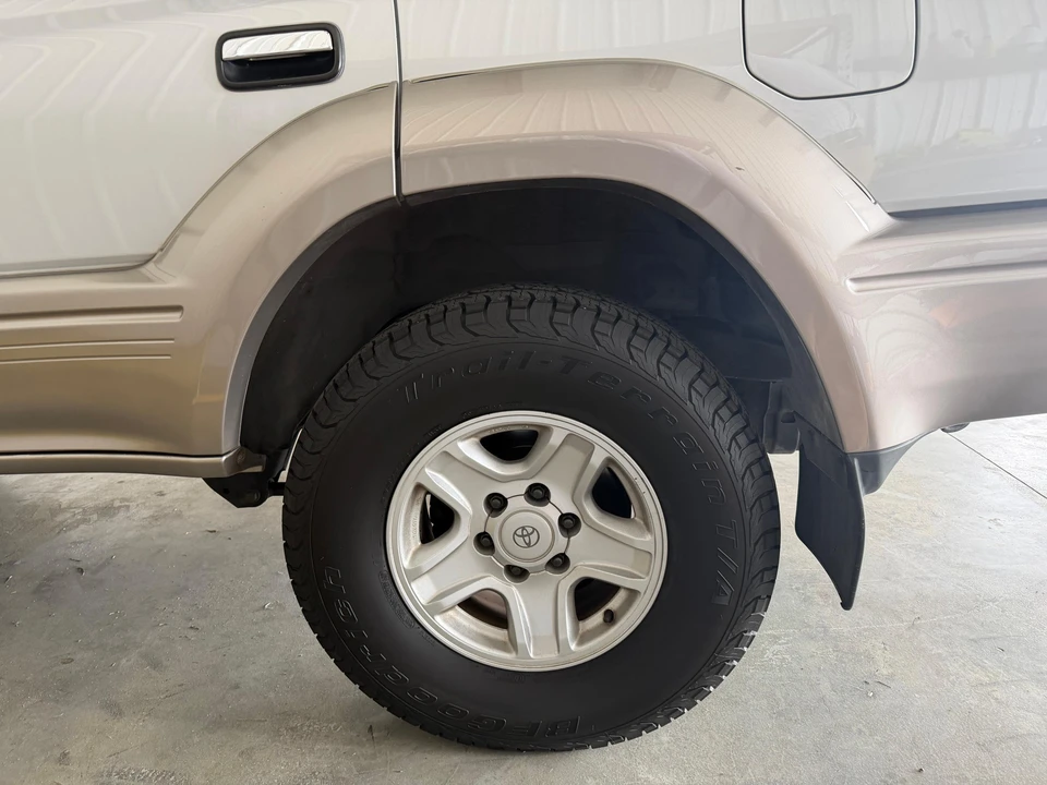 1998 Toyota J90 Land Cruiser Prado - Image 15 of 31