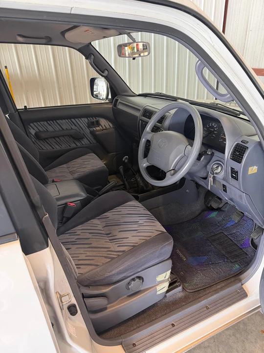 1998 Toyota J90 Land Cruiser Prado - Image 26 of 31