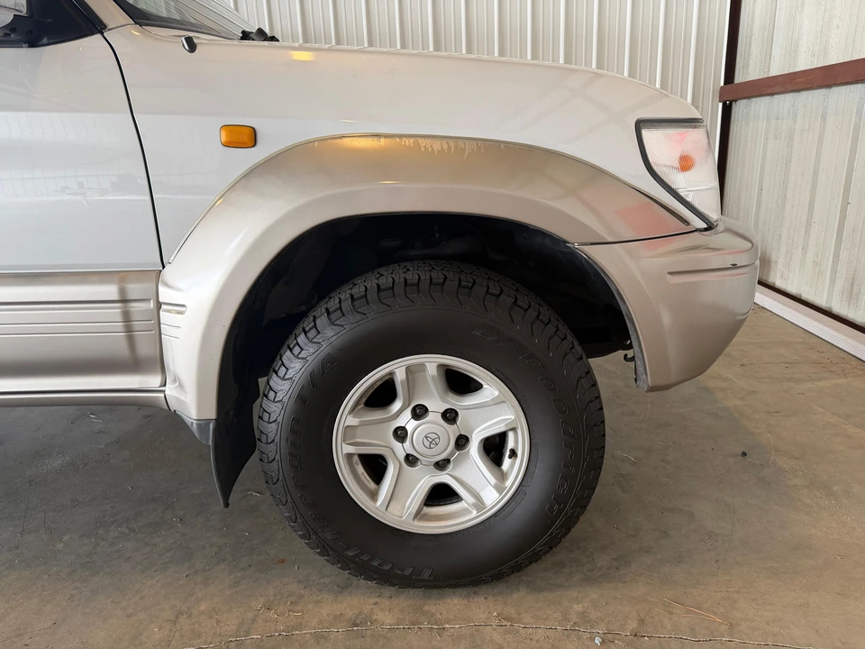 1998 Toyota J90 Land Cruiser Prado - Image 17 of 31