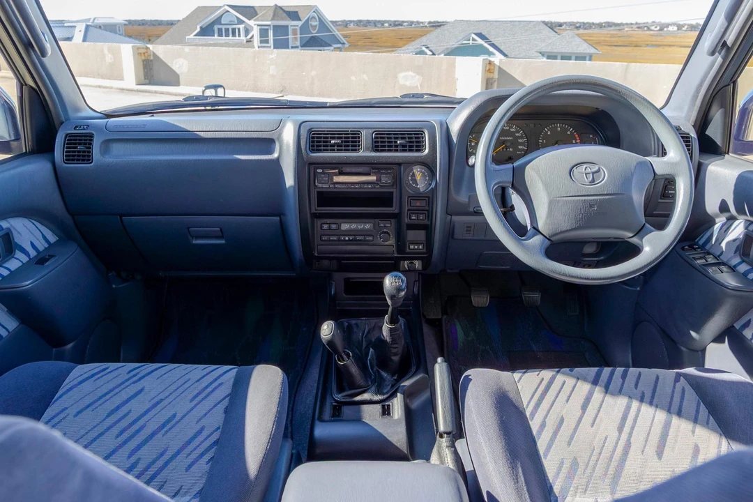 1998 Toyota J90 Land Cruiser Prado - Image 18 of 31