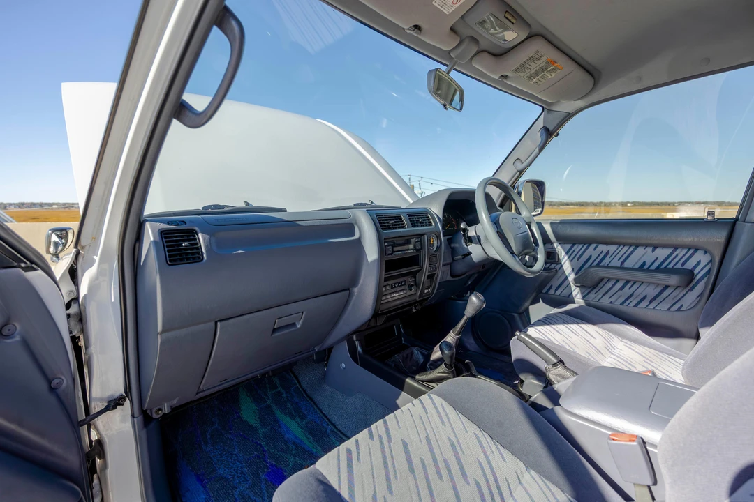 1998 Toyota J90 Land Cruiser Prado - Image 30 of 31