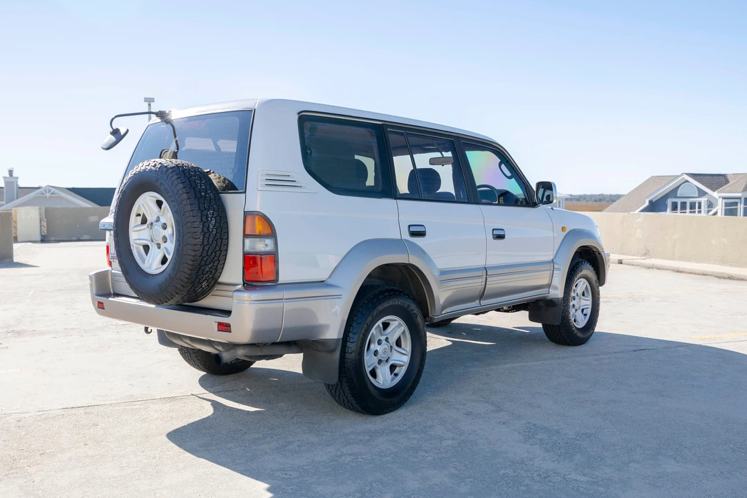 1998 Toyota J90 Land Cruiser Prado - Image 8 of 31