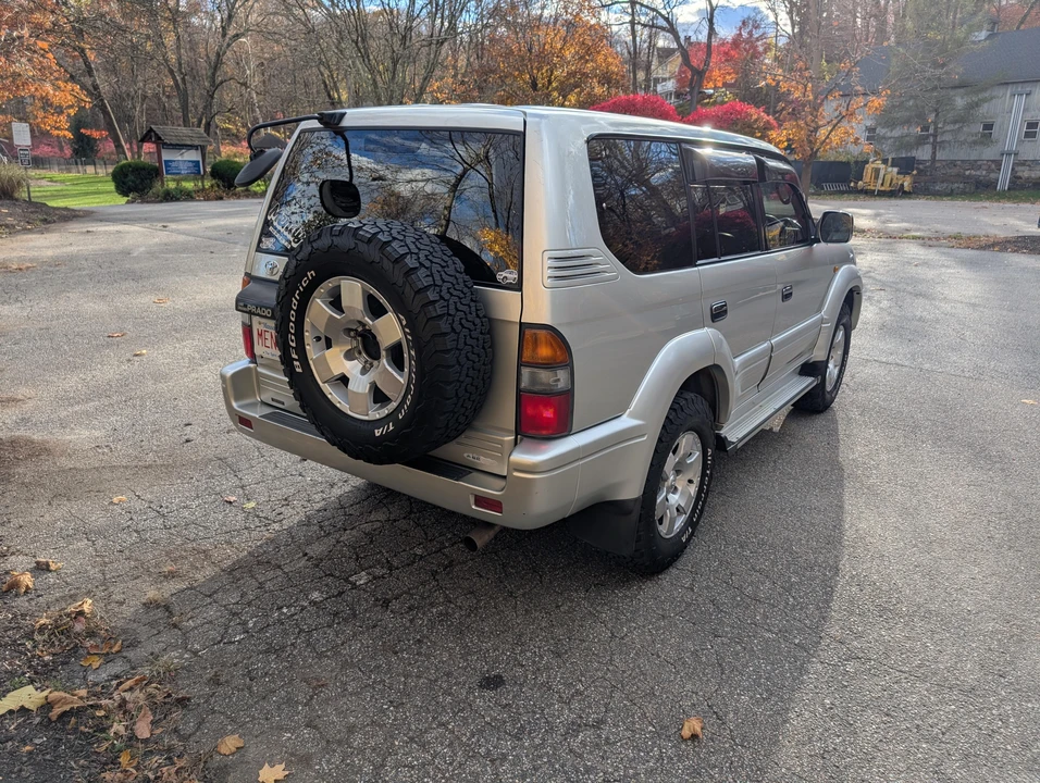 1998 Toyota J90 Land Cruiser Prado - Image 8 of 31