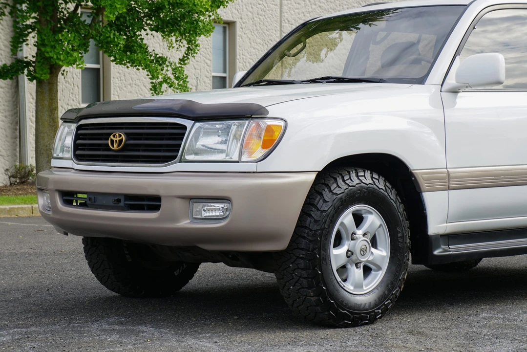 1998 Toyota J100 Land Cruiser - Image 14 of 31