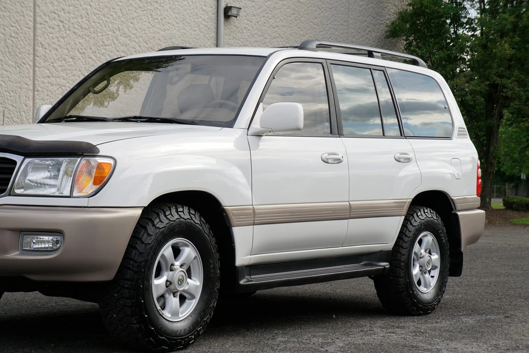 1998 Toyota J100 Land Cruiser - Image 16 of 31
