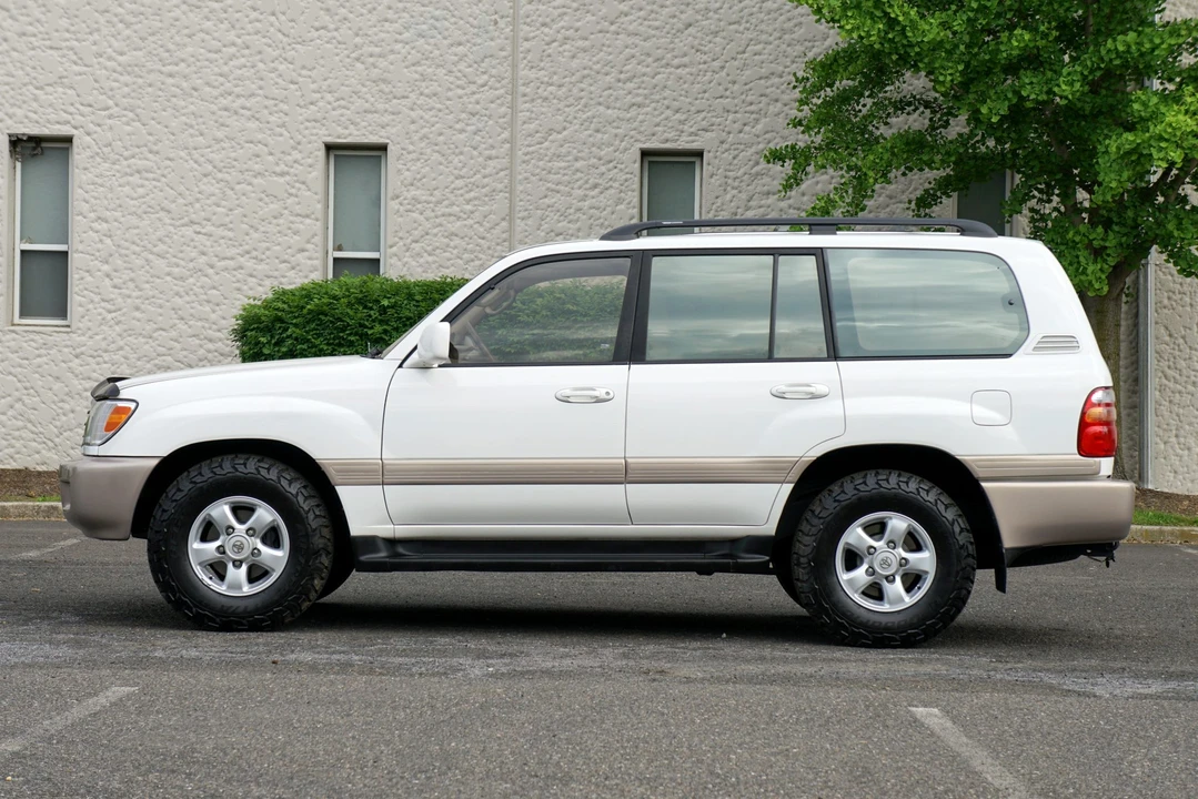 1998 Toyota J100 Land Cruiser - Image 4 of 31