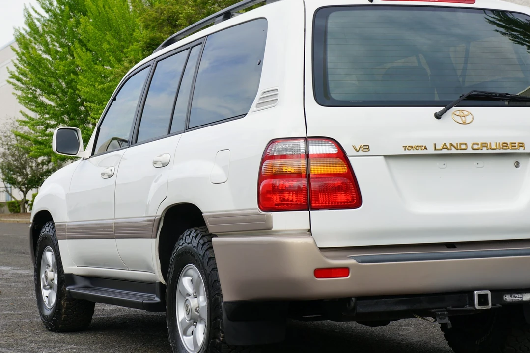 1998 Toyota J100 Land Cruiser - Image 29 of 31