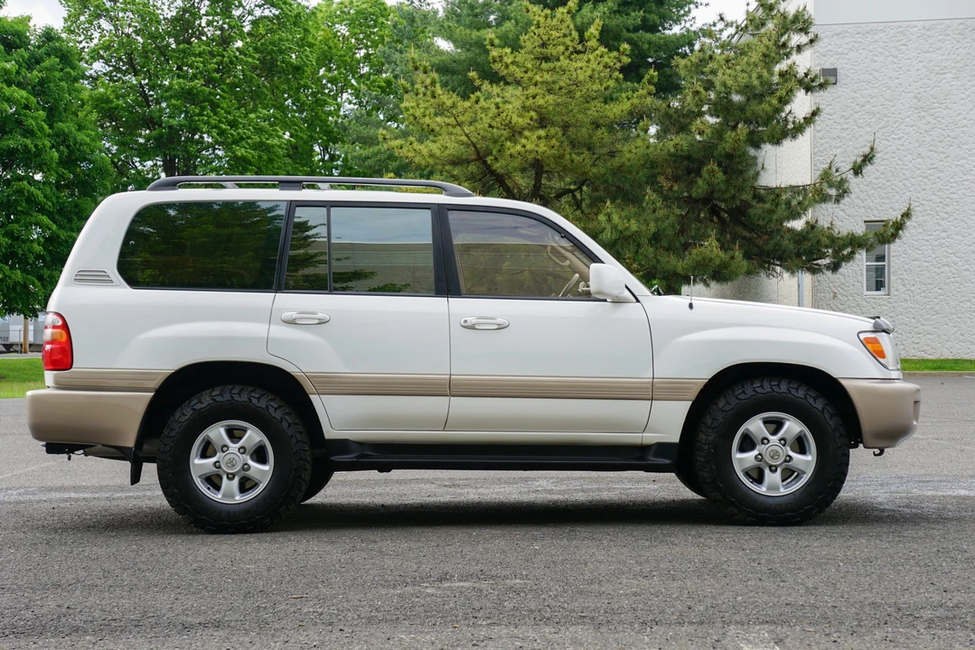 1998 Toyota J100 Land Cruiser - Image 8 of 31