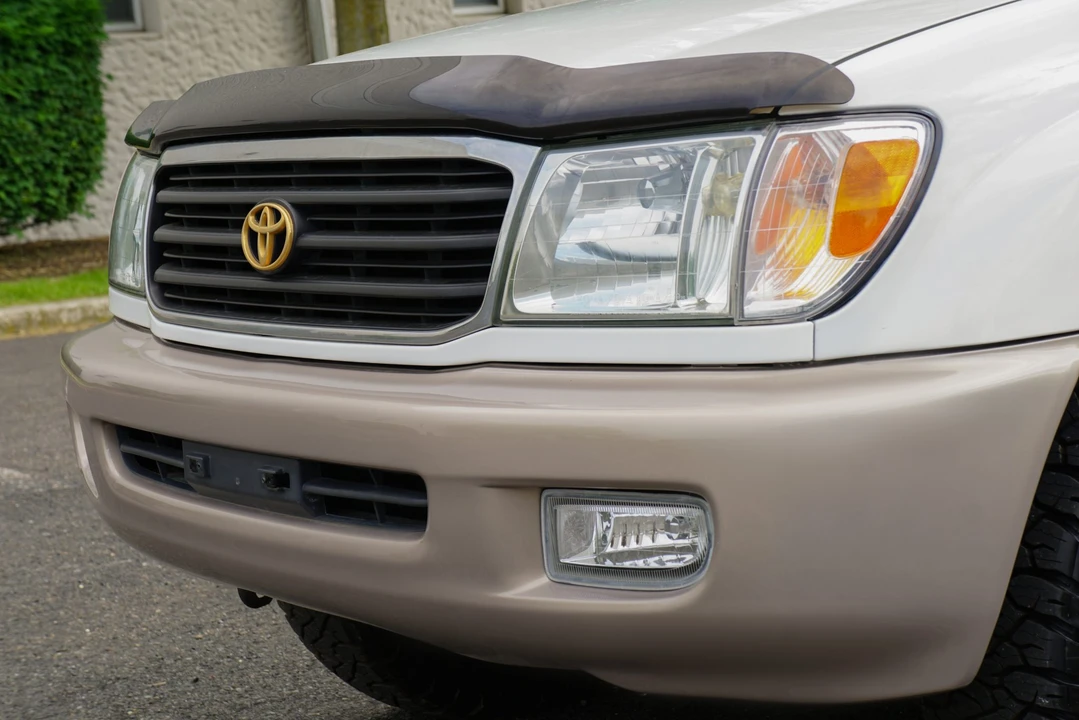 1998 Toyota J100 Land Cruiser - Image 13 of 31
