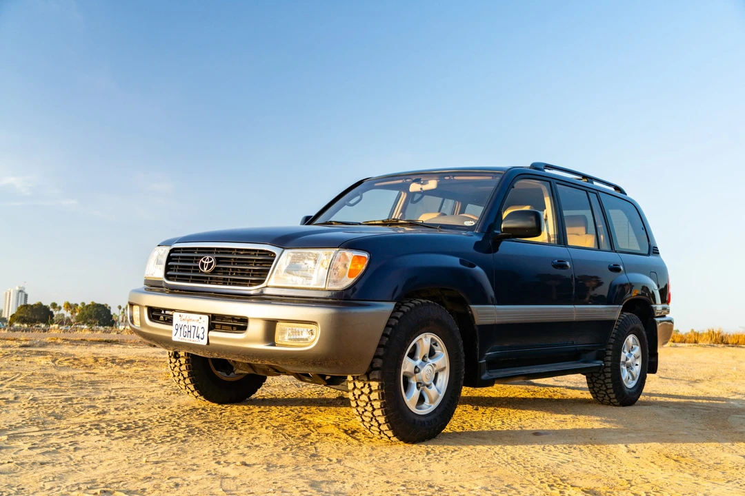1998 Toyota J100 Land Cruiser - Image 9 of 31