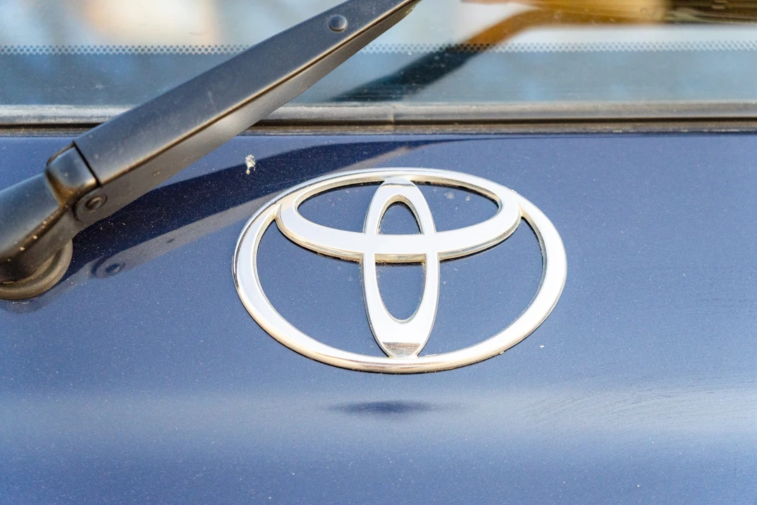 1998 Toyota J100 Land Cruiser - Image 26 of 31