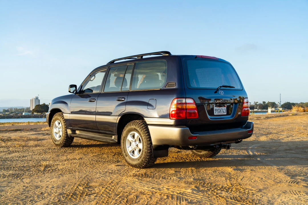 1998 Toyota J100 Land Cruiser - Image 7 of 31